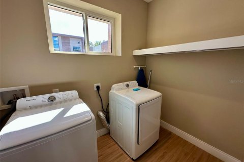 Townhouse in Kissimmee, Florida 3 bedrooms, 203.92 sq.m. № 1510658 - photo 24
