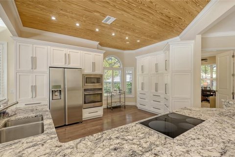 Villa ou maison à vendre à Sarasota, Floride: 2 chambres, 196.02 m2 № 1590984 - photo 9