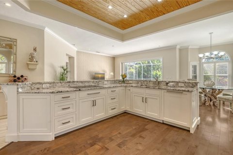 Villa ou maison à vendre à Sarasota, Floride: 2 chambres, 196.02 m2 № 1590984 - photo 12