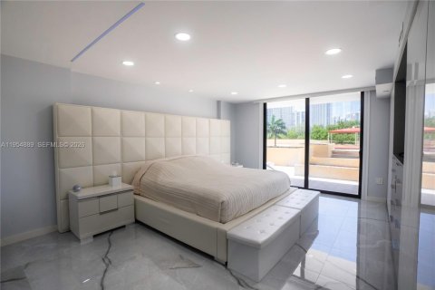 Condo in Sunny Isles Beach, Florida, 3 bedrooms  № 2168595 - photo 6