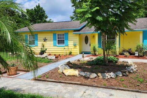 House in Sanford, Florida 3 bedrooms, 114.64 sq.m. № 1903194 - photo 1