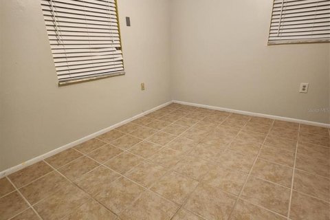 House in Sanford, Florida 3 bedrooms, 114.64 sq.m. № 1903194 - photo 11