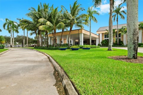 Copropriété à vendre à Tamarac, Floride: 2 chambres, 112.88 m2 № 2000073 - photo 22