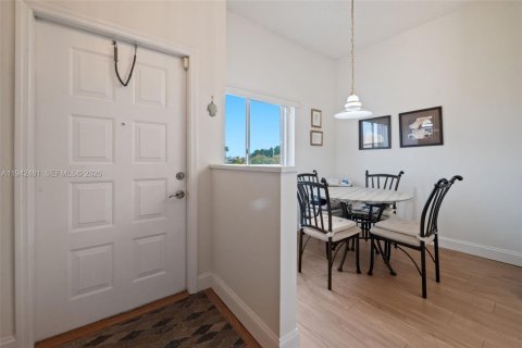 Copropriété à vendre à Tamarac, Floride: 2 chambres, 112.88 m2 № 2000073 - photo 3