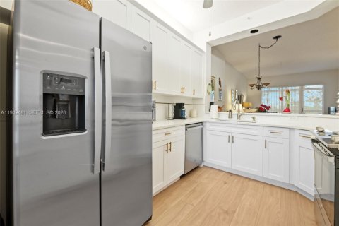 Copropriété à vendre à Tamarac, Floride: 2 chambres, 112.88 m2 № 2000073 - photo 5