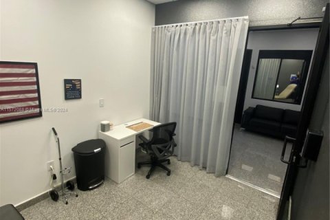 Офис в Корал-Гейблс, Флорида № 1128992