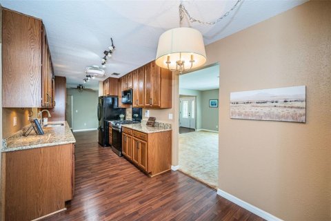 Casa en venta en Clearwater, Florida, 3 dormitorios, 182.74 m2 № 1909716 - foto 18