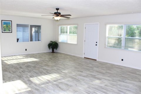 Casa en venta en Clearwater, Florida, 3 dormitorios, 182.74 m2 № 1909716 - foto 27