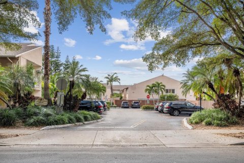 Touwnhouse à Miami, Floride 3 chambres, 151.43 m2 № 2001276