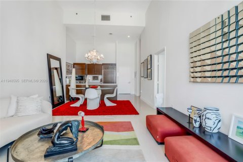 Condo in Miami, Florida, 1 bedroom № 2152987 - photo 9