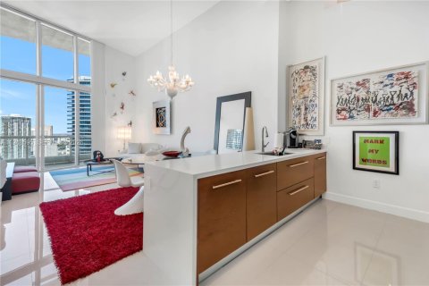 Condo à Miami, Floride, 1 chambre  № 2152987
