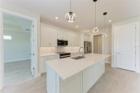 House in Venice, Florida 3 bedrooms, 178.93 sq.m. № 1620628 - photo 15