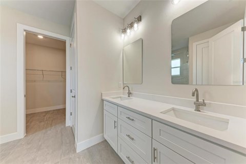 House in Venice, Florida 3 bedrooms, 178.93 sq.m. № 1620628 - photo 29