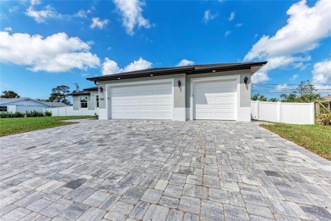 House in Venice, Florida 3 bedrooms, 178.93 sq.m. № 1620628 - photo 4