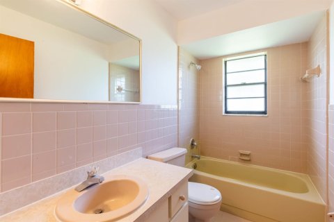 Touwnhouse à louer à Wellington, Floride: 2 chambres, 106.84 m2 № 2389991 - photo 11