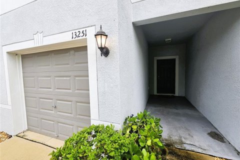 Touwnhouse à louer à Riverview, Floride: 3 chambres, 155.15 m2 № 2321246 - photo 2