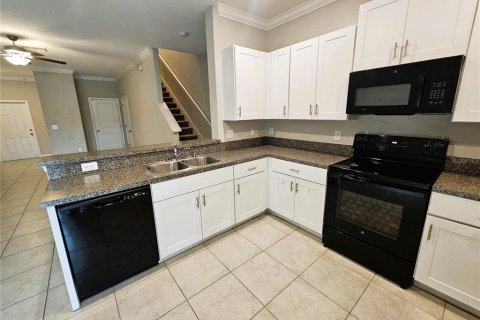 Touwnhouse à louer à Riverview, Floride: 3 chambres, 155.15 m2 № 2321246 - photo 8