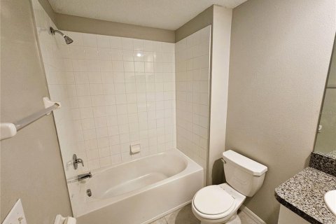 Touwnhouse à louer à Riverview, Floride: 3 chambres, 155.15 m2 № 2321246 - photo 28