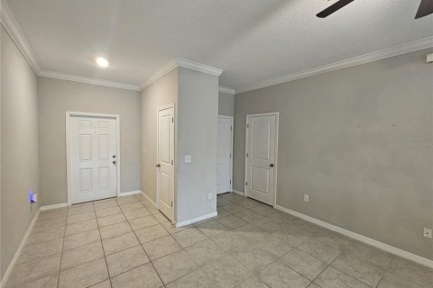 Touwnhouse à louer à Riverview, Floride: 3 chambres, 155.15 m2 № 2321246 - photo 3