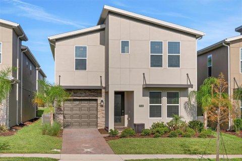 House in Davenport, Florida 6 bedrooms, 305.74 sq.m. № 2304796