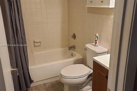 Condominio en venta en Stuart, Florida, 1 dormitorio, 43.94 m2 № 1972168 - foto 14