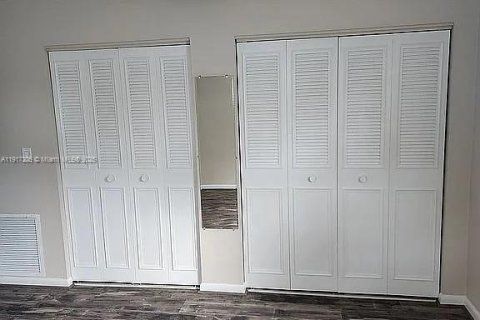 Condominio en venta en Stuart, Florida, 1 dormitorio, 43.94 m2 № 1972168 - foto 17