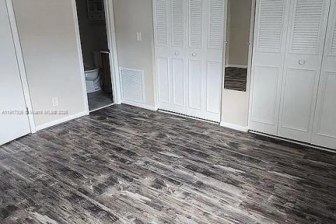 Condominio en venta en Stuart, Florida, 1 dormitorio, 43.94 m2 № 1972168 - foto 21