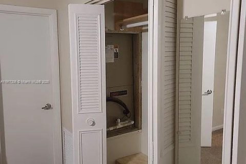 Condominio en venta en Stuart, Florida, 1 dormitorio, 43.94 m2 № 1972168 - foto 6