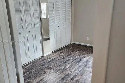 Condominio en venta en Stuart, Florida, 1 dormitorio, 43.94 m2 № 1972168 - foto 16