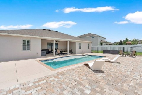 House in Apopka, Florida 4 bedrooms, 278.71 sq.m. № 2199098 - photo 28