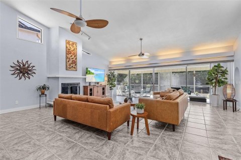 House in Sarasota, Florida 3 bedrooms, 186.73 sq.m. № 1626249 - photo 10