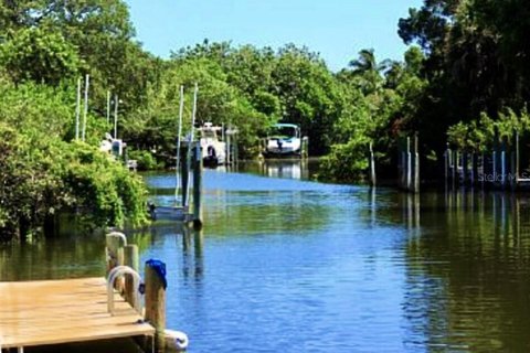 House in Sarasota, Florida 3 bedrooms, 186.73 sq.m. № 1626249 - photo 5