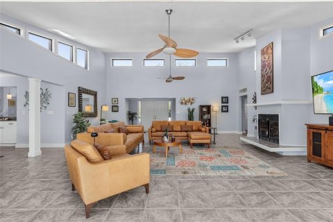 House in Sarasota, Florida 3 bedrooms, 186.73 sq.m. № 1626249 - photo 12