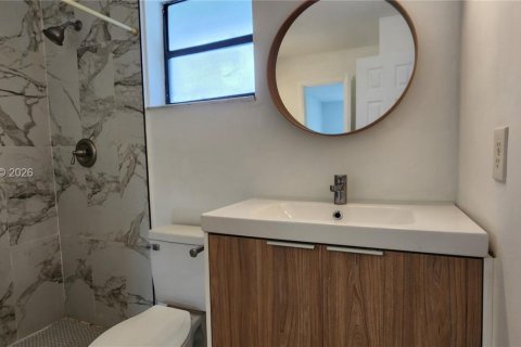 Townhouse in Miami, Florida 3 bedrooms, 137.68 sq.m. № 2042801 - photo 13