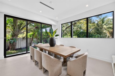 Villa ou maison à vendre à Fort Lauderdale, Floride: 4 chambres, 263.29 m2 № 2407171 - photo 13