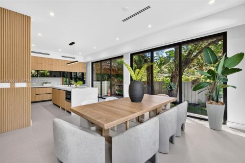 Villa ou maison à vendre à Fort Lauderdale, Floride: 4 chambres, 263.29 m2 № 2407171 - photo 14