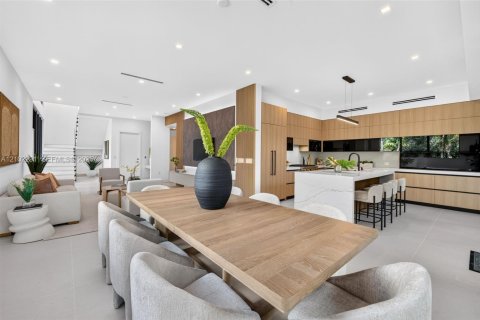 Villa ou maison à vendre à Fort Lauderdale, Floride: 4 chambres, 263.29 m2 № 2407171 - photo 15