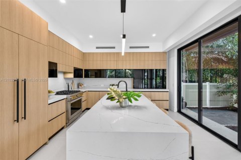 Villa ou maison à vendre à Fort Lauderdale, Floride: 4 chambres, 263.29 m2 № 2407171 - photo 19