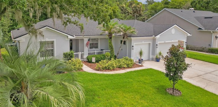 House in Winter Garden, Florida 4 bedrooms, 186.27 sq.m. № 2395920