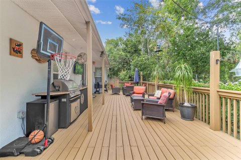 House in Winter Garden, Florida 4 bedrooms, 186.27 sq.m. № 2395920 - photo 27
