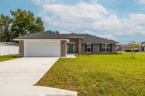 Villa ou maison à Palm Coast, Floride 4 chambres, 163.04 m2 № 2134649