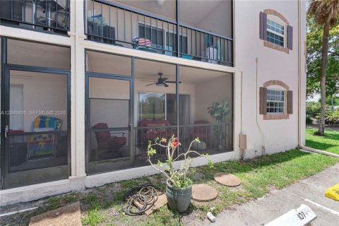 Copropriété à vendre à Fort Lauderdale, Floride: 2 chambres, 89.19 m2 № 2190387 - photo 13