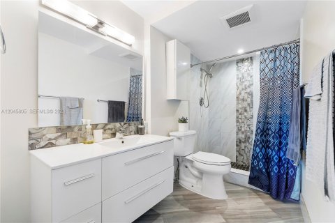 Copropriété à vendre à Fort Lauderdale, Floride: 2 chambres, 89.19 m2 № 2190387 - photo 21