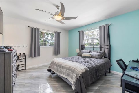 Copropriété à vendre à Fort Lauderdale, Floride: 2 chambres, 89.19 m2 № 2190387 - photo 19