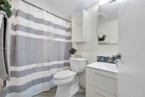 Copropriété à vendre à Fort Lauderdale, Floride: 2 chambres, 89.19 m2 № 2190387 - photo 16