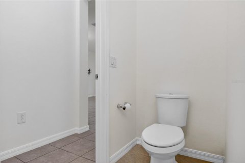 House in Windermere, Florida 3 bedrooms, 169.55 sq.m. № 2215768 - photo 24