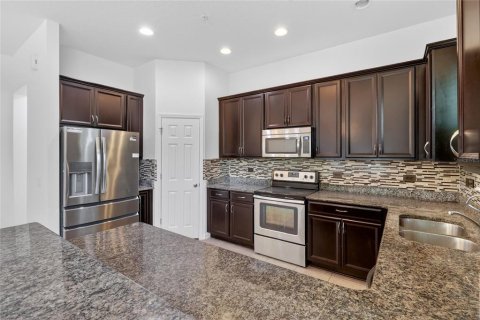 House in Windermere, Florida 3 bedrooms, 169.55 sq.m. № 2215768 - photo 17