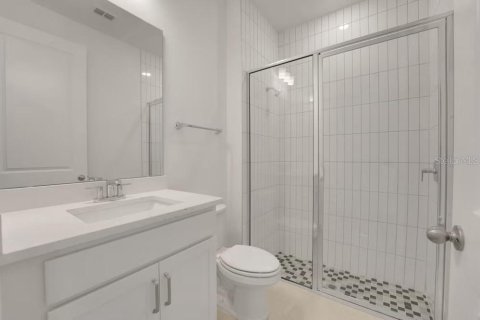 House in Winter Garden, Florida 4 bedrooms, 282.24 sq.m. № 2259147 - photo 22
