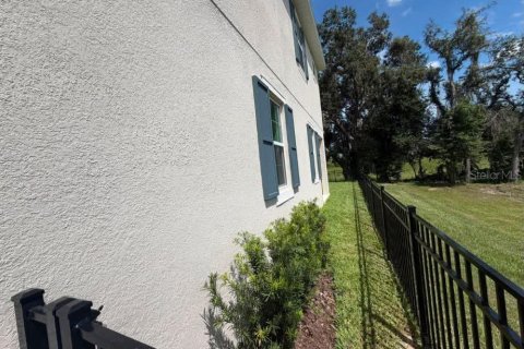 House in Winter Garden, Florida 4 bedrooms, 282.24 sq.m. № 2259147 - photo 8