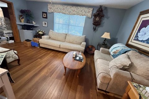 Casa en venta en Deltona, Florida, 2 dormitorios, 167.22 m2 № 2387721 - foto 7